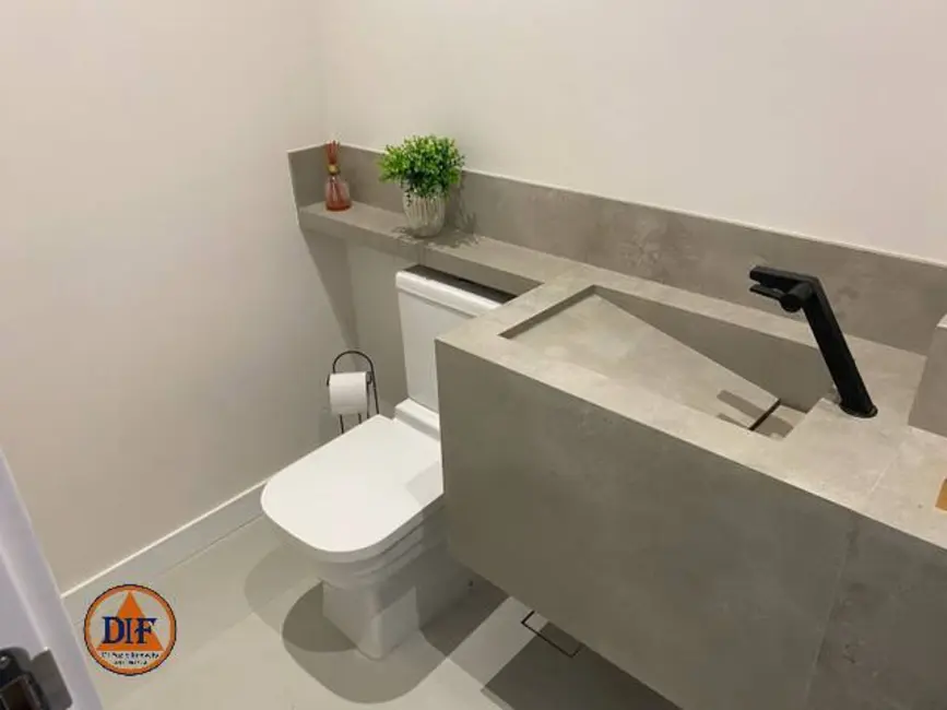 Foto 9 de Casa com 4 quartos à venda, 275m2 em Jardim Marlene Miranda, Taubate - SP