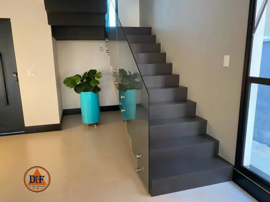 Foto 7 de Casa com 4 quartos à venda, 275m2 em Jardim Marlene Miranda, Taubate - SP