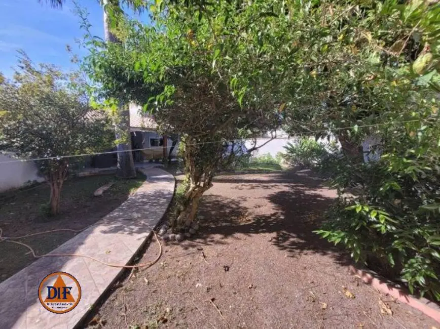 Foto 4 de Casa com 3 quartos à venda, 350m2 em Residencial São Charbel, Taubate - SP