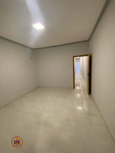 Foto 1 de Casa com 3 quartos à venda, 140m2 em Jardim Continental II, Taubate - SP