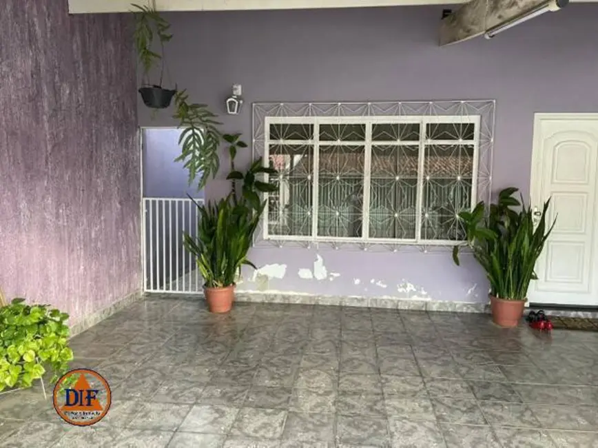 Foto 1 de Casa com 3 quartos à venda, 190m2 em Tremembe - SP