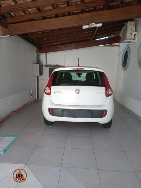 Foto 2 de Casa com 3 quartos à venda, 195m2 em Jardim Independência, Taubate - SP