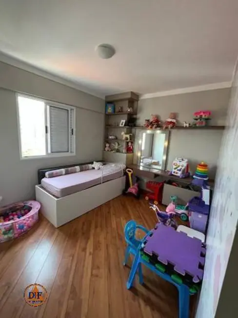 Foto 3 de Apartamento com 3 quartos à venda, 110m2 em Centro, Taubate - SP