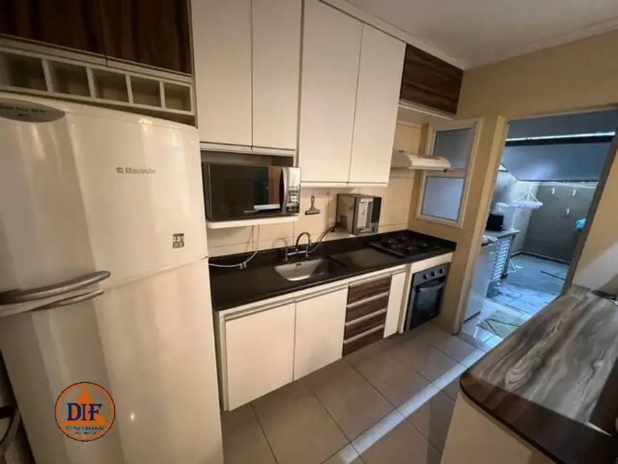 Foto 4 de Casa de Condomínio com 3 quartos à venda, 83m2 em Parque Paduan, Taubate - SP