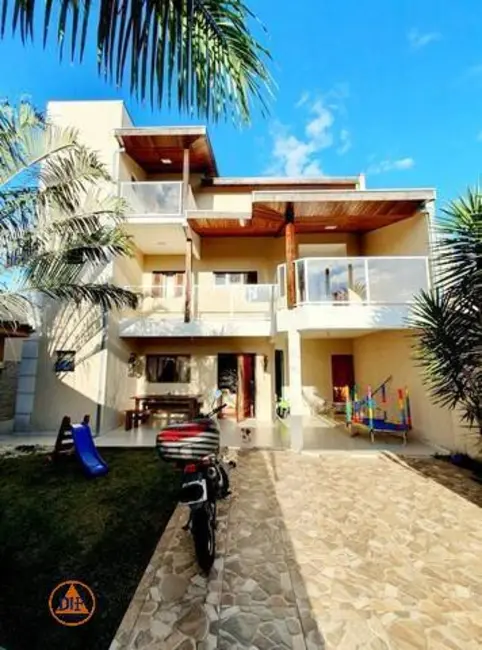 Foto 1 de Casa com 3 quartos à venda, 170m2 em Jardim Continental II, Taubate - SP