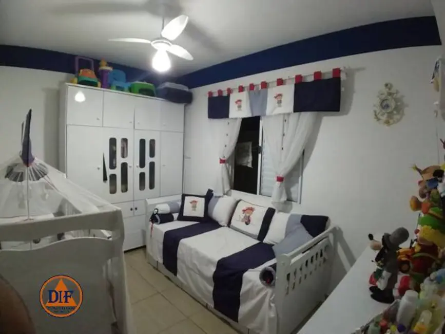 Foto 6 de Casa de Condomínio com 2 quartos à venda, 80m2 em Parque São Luís, Taubate - SP
