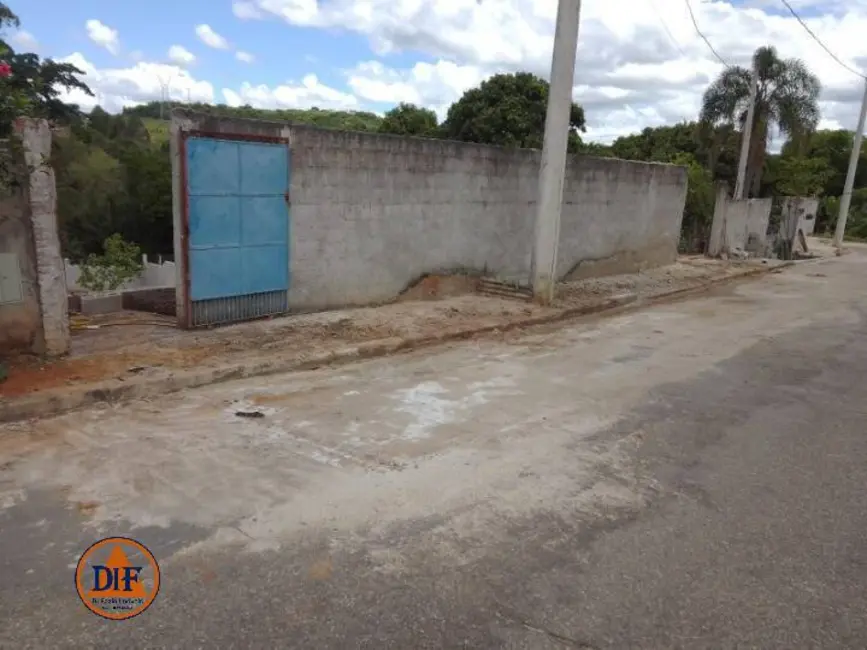 Foto 1 de Terreno / Lote à venda, 1100m2 em Chácara Campestre, Taubate - SP