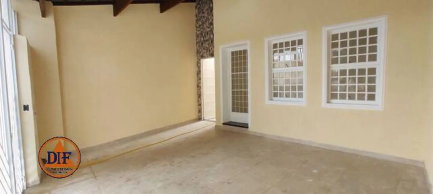 Foto 5 de Casa com 3 quartos à venda, 90m2 em Centro, Taubate - SP