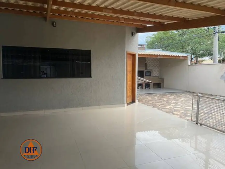 Foto 3 de Sobrado com 2 quartos à venda, 98m2 em Vila Albina, Taubate - SP