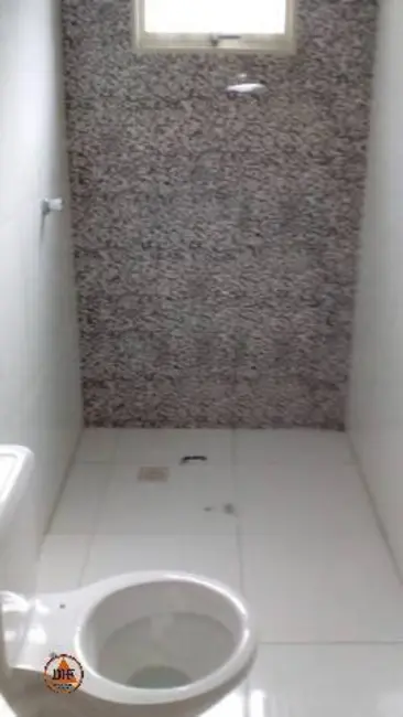 Foto 4 de Casa com 2 quartos à venda, 70m2 em Jardim do Lago I, Taubate - SP