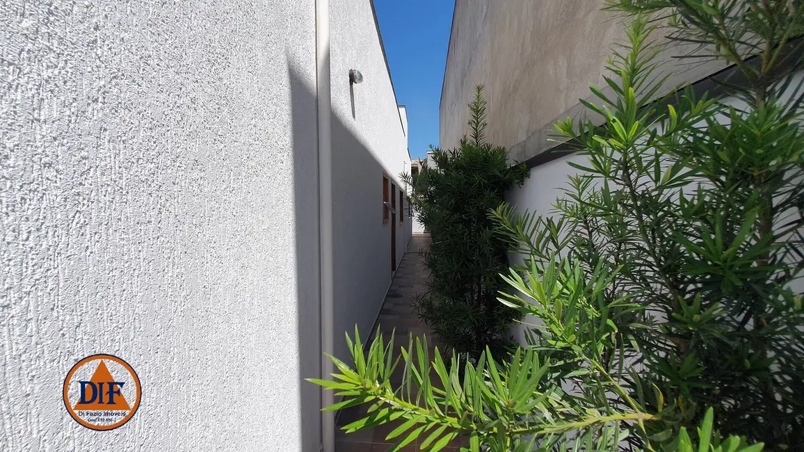 Foto 2 de Casa com 2 quartos à venda, 65m2 em Jardim Continental II, Taubate - SP