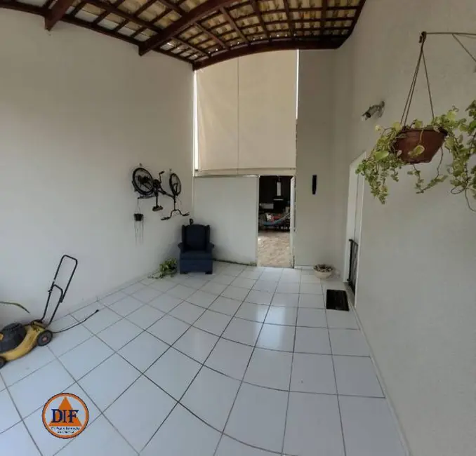 Foto 8 de Casa de Condomínio com 3 quartos à venda, 115m2 em Piracangaguá, Taubate - SP