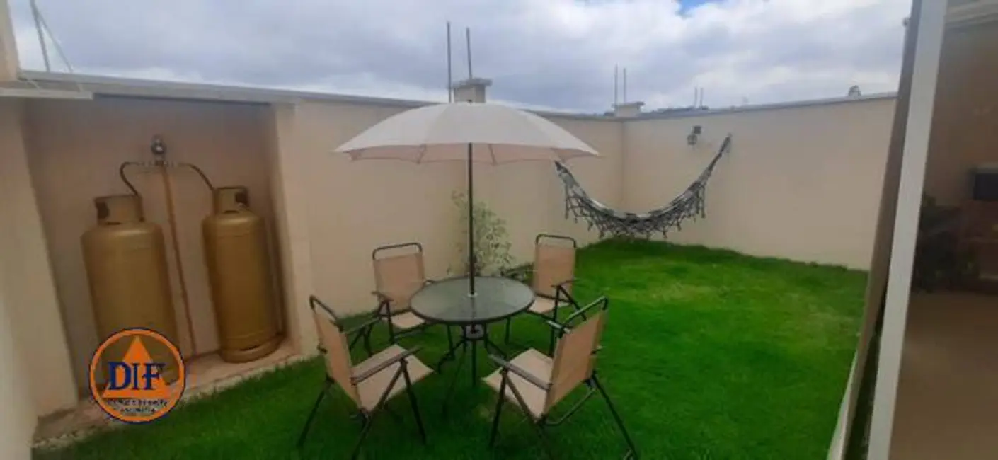 Foto 5 de Casa de Condomínio com 3 quartos à venda, 126m2 em Piracangaguá II, Taubate - SP