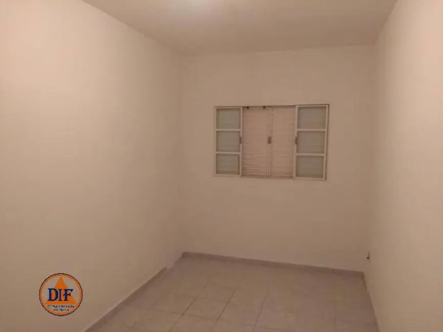 Foto 4 de Casa com 2 quartos à venda, 160m2 em Parque São Luís, Taubate - SP