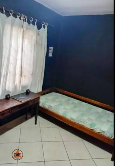 Foto 6 de Casa com 2 quartos à venda, 150m2 em Vila Paulista, Taubate - SP