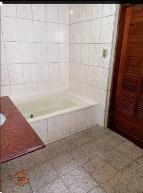 Foto 7 de Casa com 2 quartos à venda, 150m2 em Vila Paulista, Taubate - SP