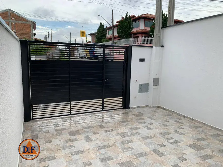 Foto 2 de Casa com 2 quartos à venda, 125m2 em Residencial Estoril, Taubate - SP