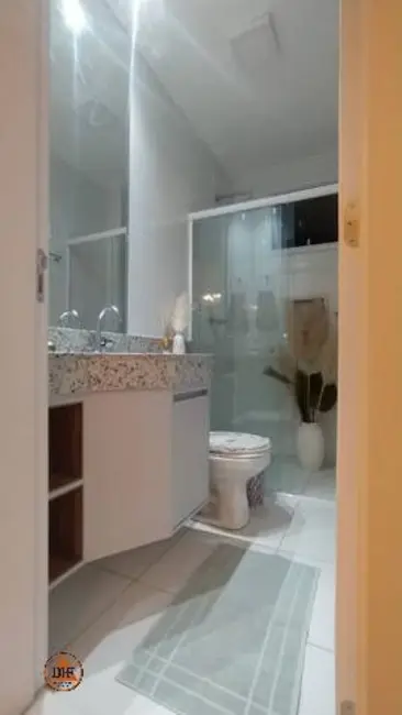 Foto 3 de Apartamento com 2 quartos à venda, 76m2 em Taubate - SP