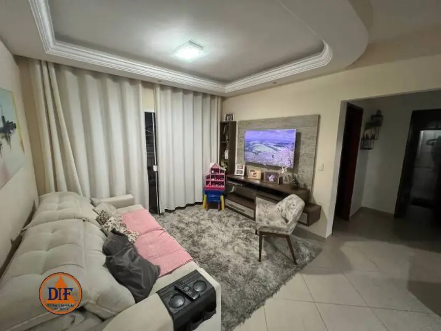 Foto 2 de Apartamento com 3 quartos à venda, 120m2 em Vila Santa Isabel, Taubate - SP