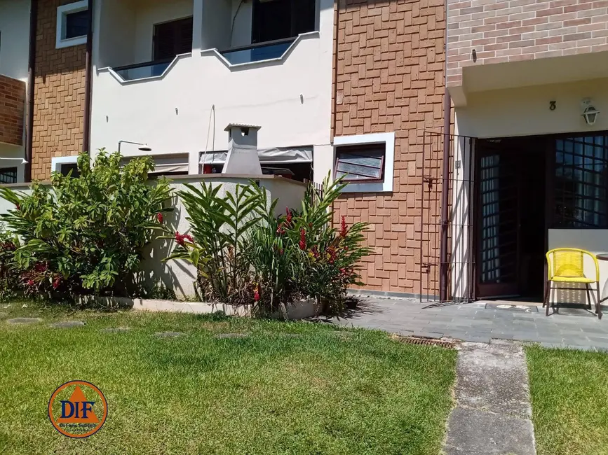 Foto 3 de Casa com 2 quartos à venda, 73m2 em Martim de Sá, Caraguatatuba - SP