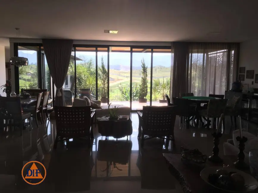 Foto 8 de Casa de Condomínio com 4 quartos à venda, 400m2 em Centro, Tremembe - SP