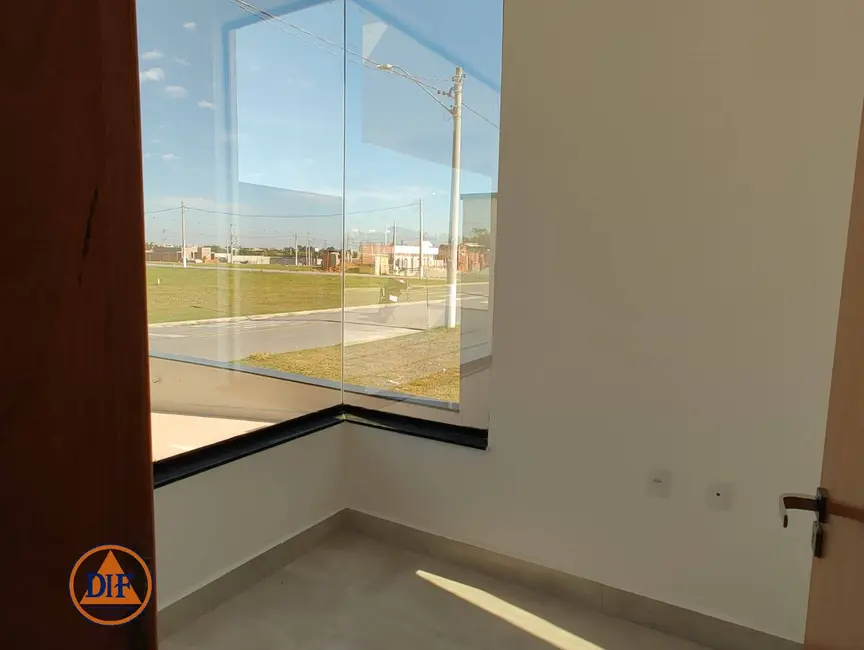 Foto 4 de Casa de Condomínio com 3 quartos à venda, 253m2 em Tremembe - SP