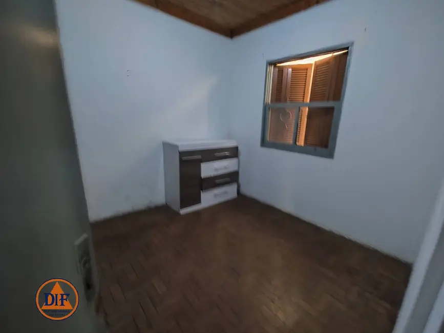 Foto 6 de Casa com 3 quartos à venda, 250m2 em Estiva, Taubate - SP