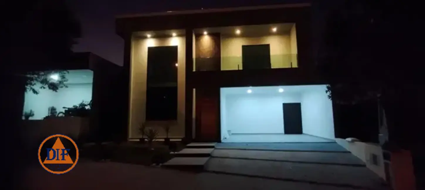 Casa com 5 quartos à venda, 302m2 em Cacapava - SP - imagem 2 Foto 2 de Casa com 5 quartos à venda, 302m2 em Cacapava - SP