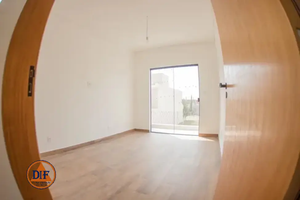 Foto 5 de Casa com 3 quartos à venda, 178m2 em Jardim Oásis, Taubate - SP