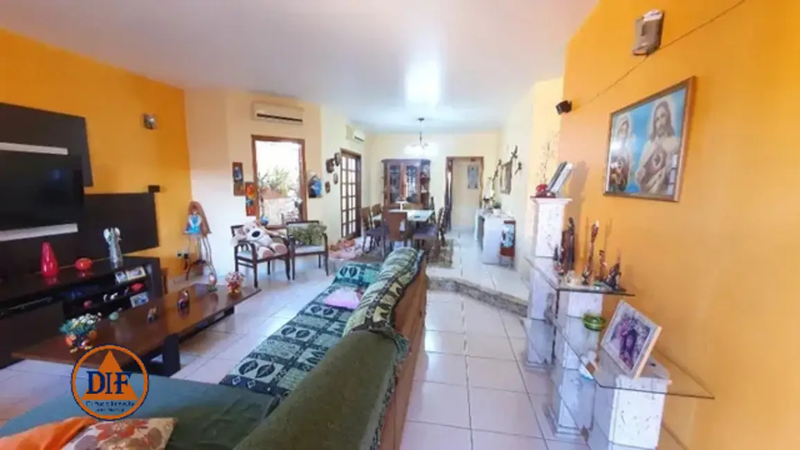 Foto 9 de Casa com 3 quartos à venda, 180m2 em Jardim Maria Cândida, Cacapava - SP