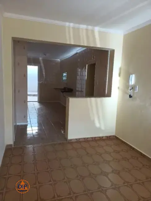 Foto 3 de Casa com 5 quartos à venda, 250m2 em Parque Jaraguá, Taubate - SP