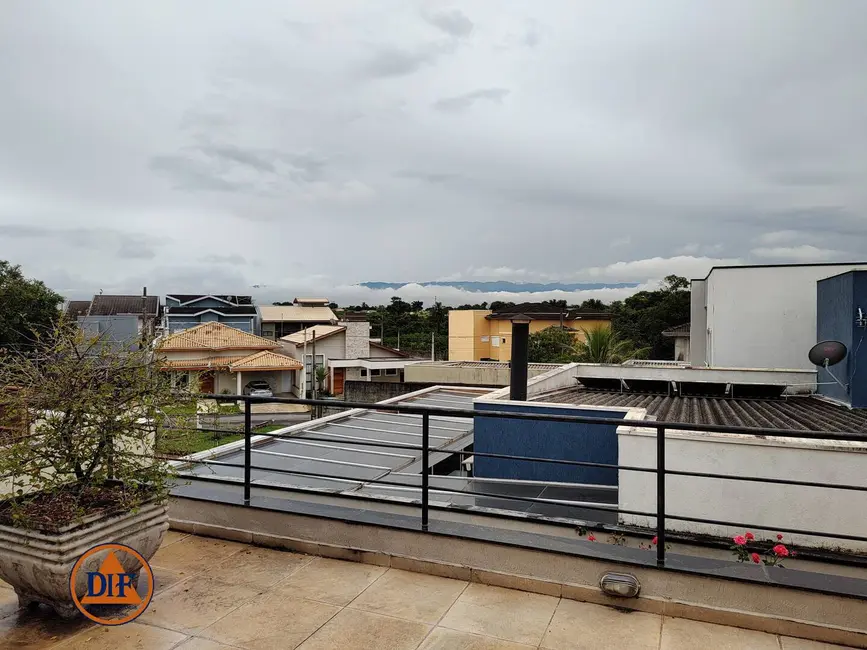 Foto 3 de Casa com 3 quartos à venda, 275m2 em Tremembe - SP