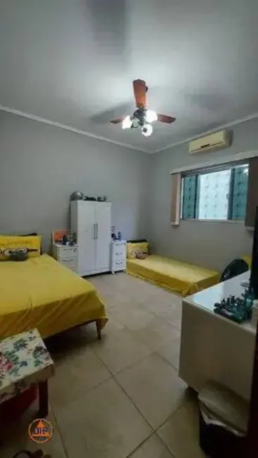 Foto 3 de Casa de Condomínio com 3 quartos à venda, 147m2 em Jardim do Sol, Taubate - SP