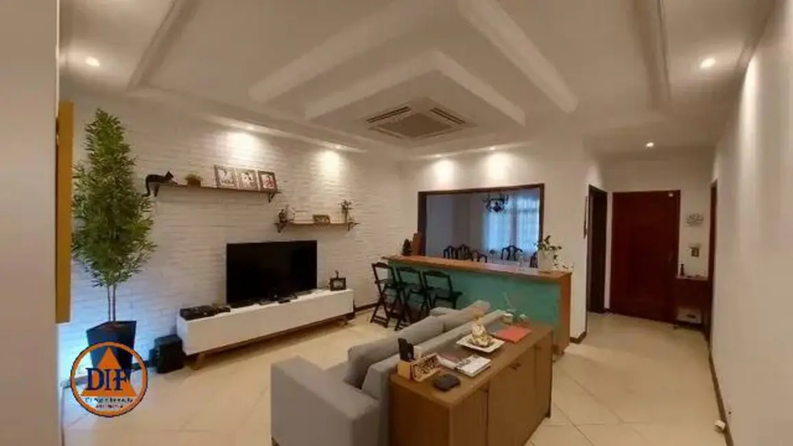 Foto 1 de Casa de Condomínio com 3 quartos à venda, 147m2 em Jardim do Sol, Taubate - SP