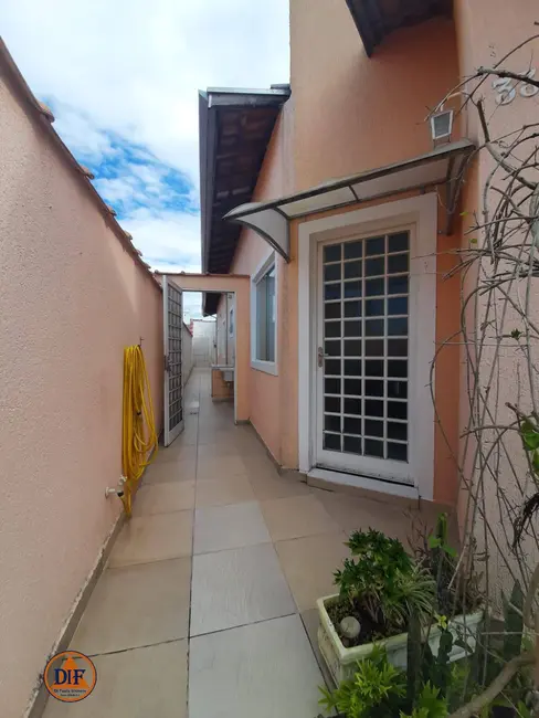 Foto 5 de Casa de Condomínio com 2 quartos à venda, 65m2 em São Gonçalo, Taubate - SP