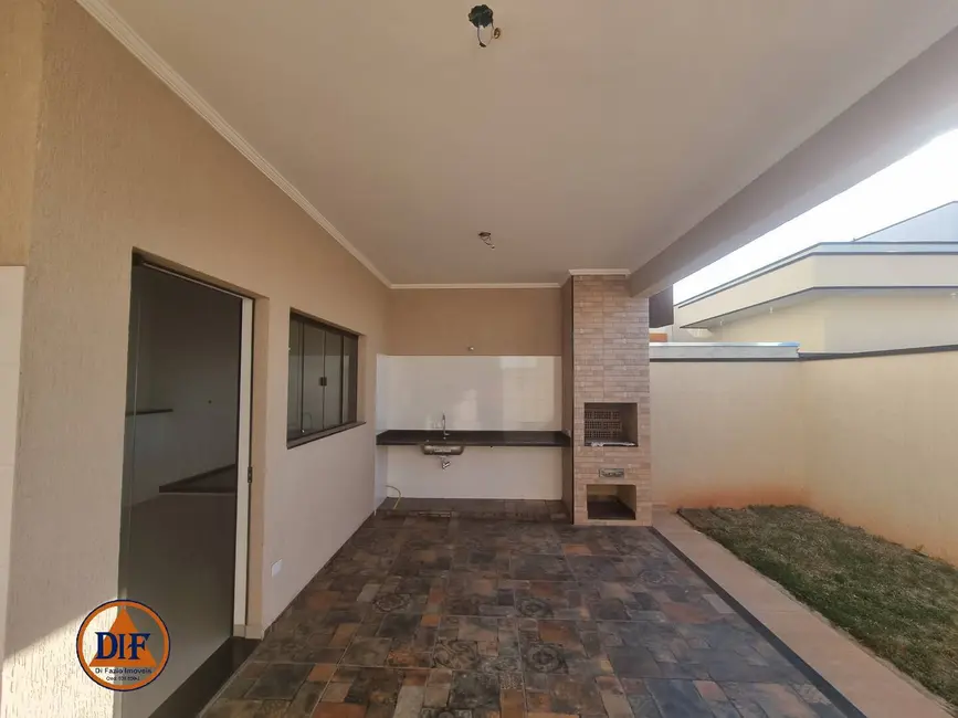 Foto 3 de Casa com 3 quartos à venda, 177m2 em Granjas Santa Terezinha, Taubate - SP