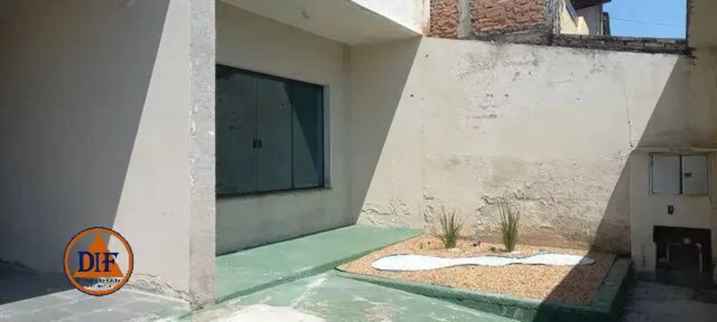 Foto 1 de Sobrado com 3 quartos à venda, 300m2 em Jardim Maria Augusta, Taubate - SP