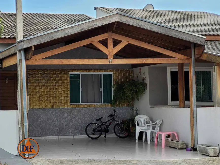 Casa de Condomínio com 2 quartos à venda, 75m2 em Taubate - SP - imagem 2 Foto 2 de Casa de Condomínio com 2 quartos à venda, 75m2 em Taubate - SP