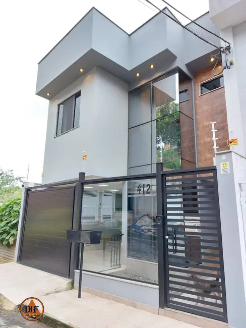 Foto 5 de Casa com 3 quartos à venda, 144m2 em Água Limpa, Volta Redonda - RJ