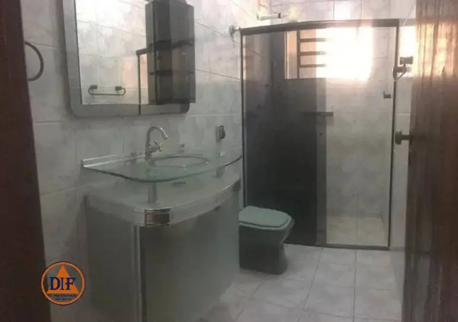 Foto 6 de Casa com 3 quartos à venda, 192m2 em Jardim Independência, Taubate - SP