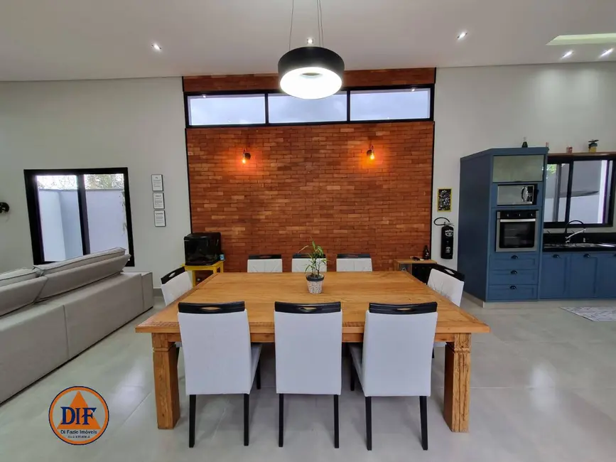 Foto 5 de Casa de Condomínio com 3 quartos à venda, 190m2 em Tremembe - SP