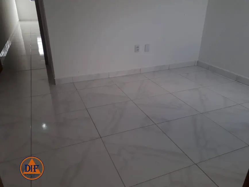 Foto 5 de Casa com 2 quartos à venda, 68m2 em Residencial Estoril, Taubate - SP