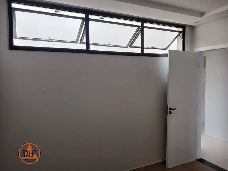 Foto 9 de Casa com 3 quartos à venda, 170m2 em Tremembe - SP