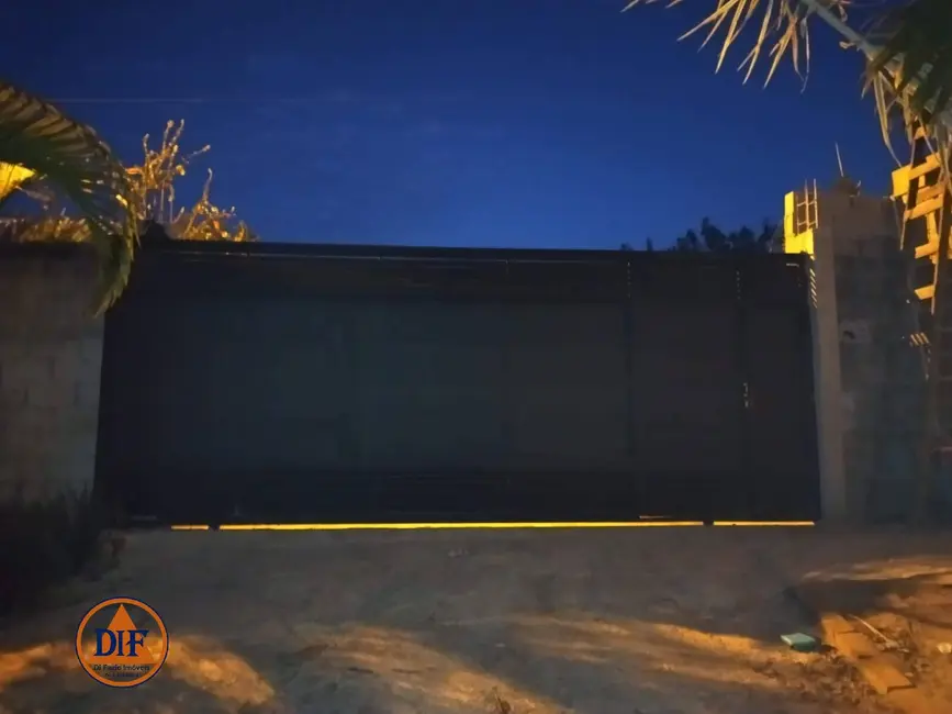 Foto 1 de Casa à venda, 300m2 em Barreiro, Taubate - SP