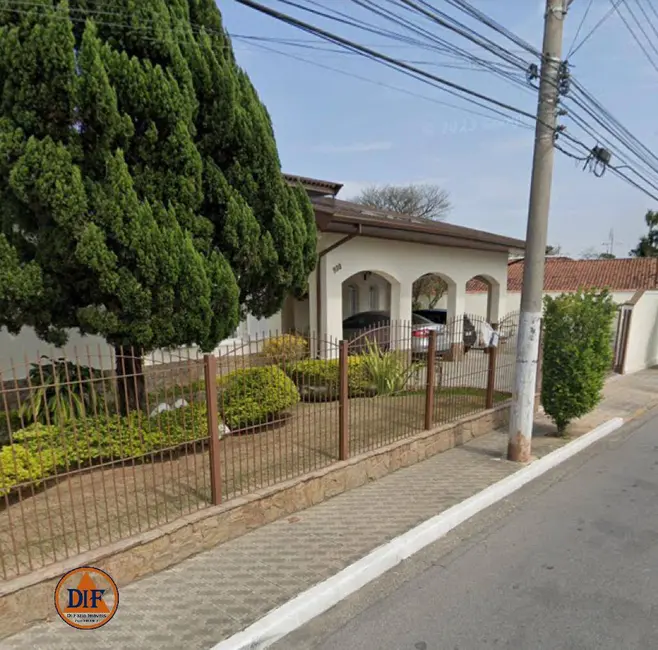 Foto 1 de Casa com 3 quartos à venda, 293m2 em Centro, Tremembe - SP