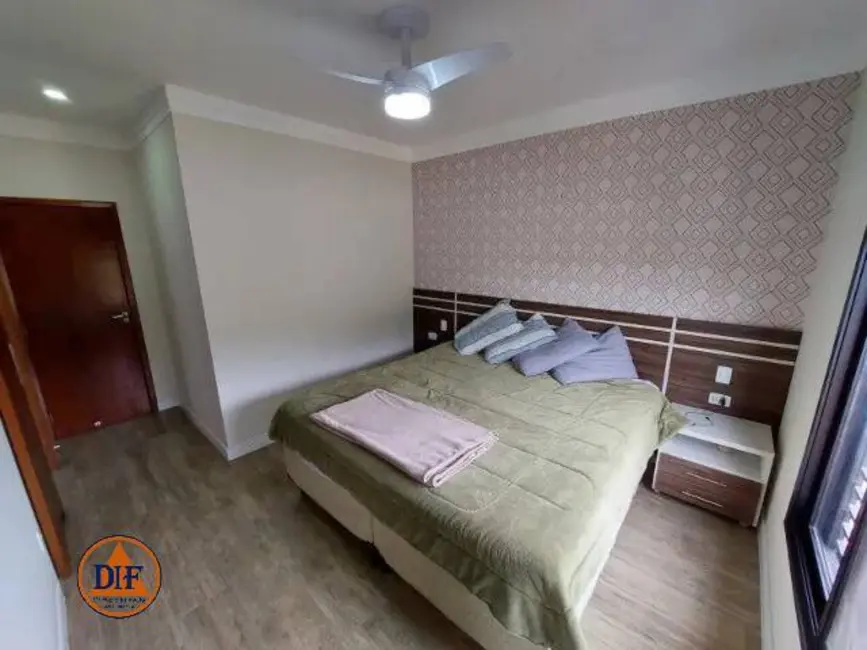 Foto 9 de Casa com 3 quartos à venda, 215m2 em Parque São Cristóvão, Taubate - SP