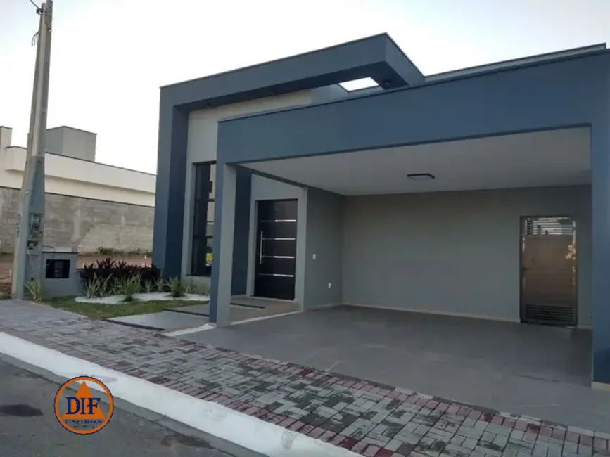 Foto 1 de Casa de Condomínio com 3 quartos à venda, 160m2 em Tremembe - SP