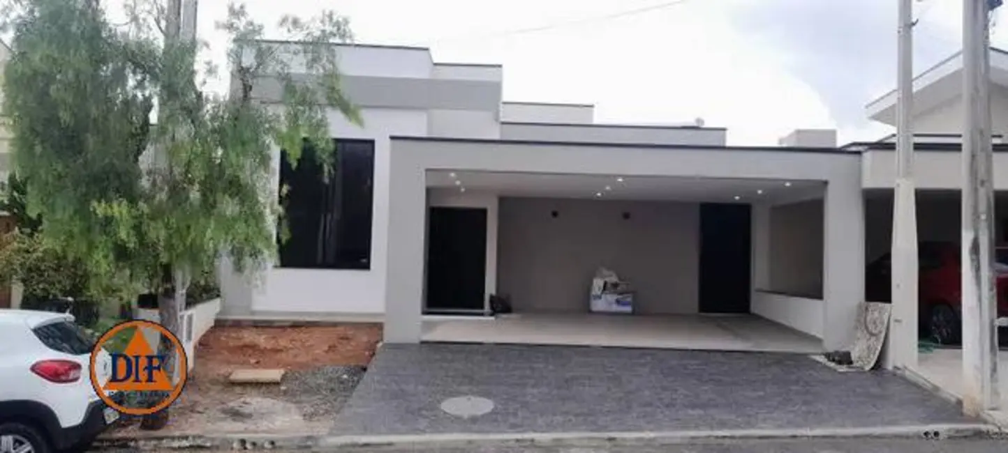 Foto 1 de Casa com 3 quartos à venda, 188m2 em Tremembe - SP