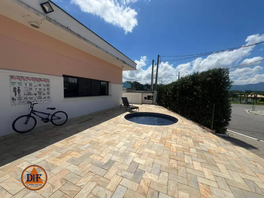 Foto 4 de Terreno / Lote à venda, 251m2 em Tremembe - SP