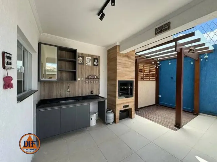 Foto 2 de Casa com 3 quartos à venda, 154m2 em Taubate - SP